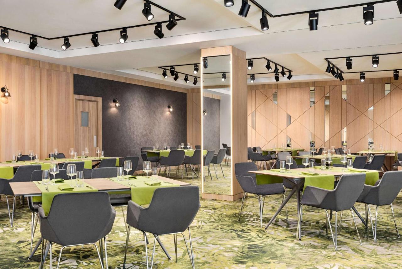 Ramada By Wyndham Slatina Parc Hotel Екстериор снимка